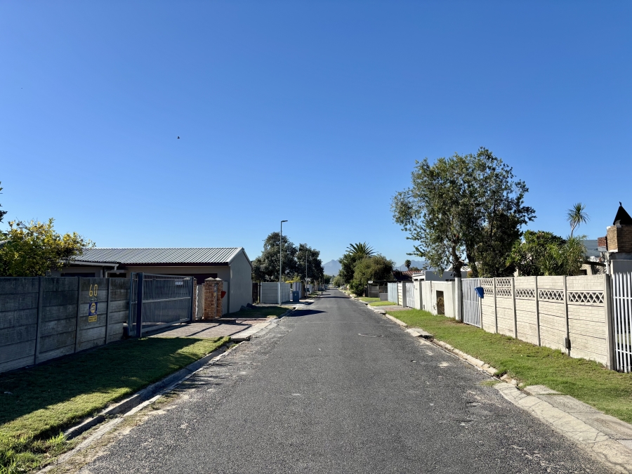3 Bedroom Property for Sale in Windsor Park Western Cape